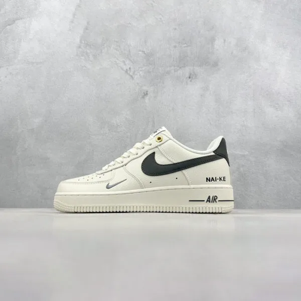 Nike Air Force 1 ’07 White & Olive 2