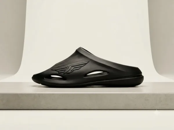 Redtape Sandal Black 3