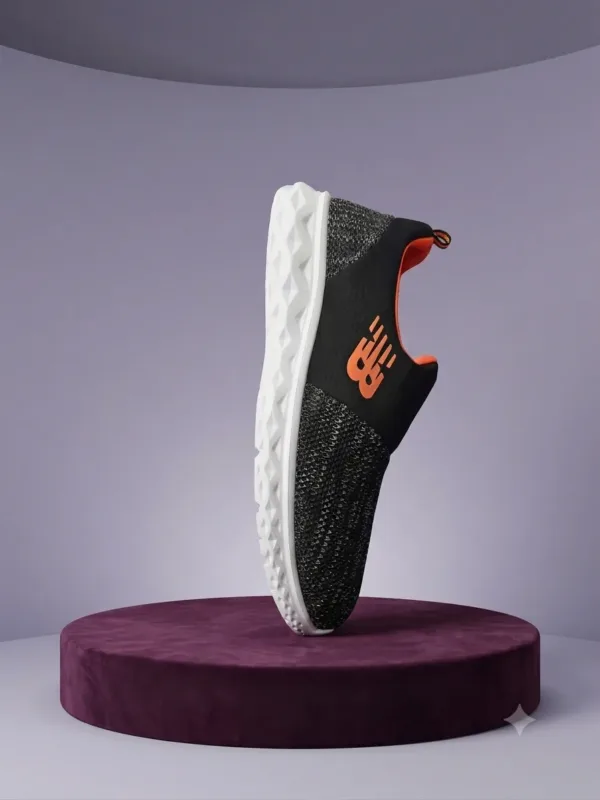 New Balance Sneakers Black