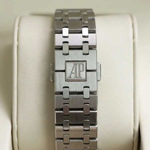 Audemars Piguet Royal Oak Chronograph 3